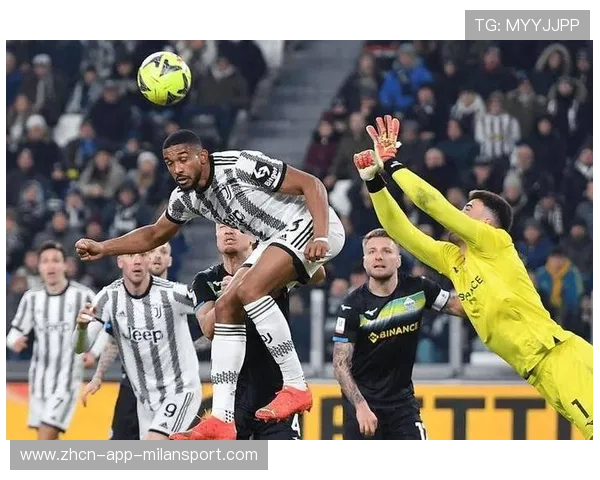 意甲尤文前场围攻,禁区内机会频出